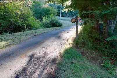 36494 Battle Creek Ln, Astoria, OR 97103 - Photo 2