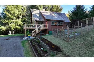 36494 Battle Creek Ln, Astoria, OR 97103 - Photo 4