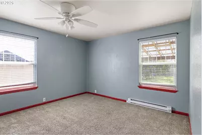 694 32nd St, Springfield, OR 97478 - Photo 26
