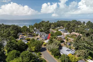 1125 SW Galley Ave, Lincoln City, OR 97367 - Photo 26
