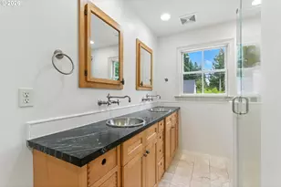 3860 SW 75th Ave, Portland, OR 97225 - Photo 32