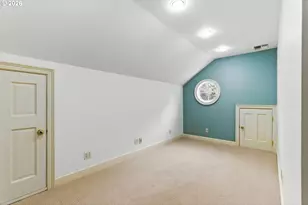 3860 SW 75th Ave, Portland, OR 97225 - Photo 36