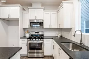 1477 N Millican Creek St, Lafayette, OR 97127 - Photo 8