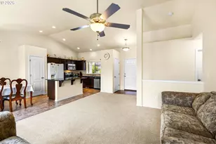 3090 Reed Ave, Woodburn, OR 97071 - Photo 8