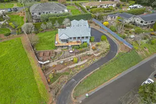 242 NW Walnut Ave, Dundee, OR 97115 - Photo 48