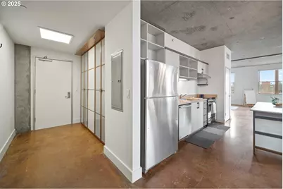 411 NW Flanders St #307, Portland, OR 97209 - Photo 20