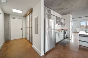 411 NW Flanders St, Portland, OR 97209 - Photo 20