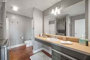 411 NW Flanders St, Portland, OR 97209 - Photo 12