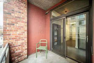 411 NW Flanders St, Portland, OR 97209 - Photo 18