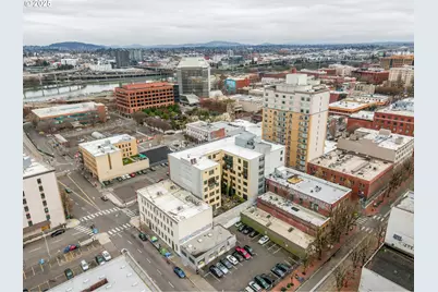 411 NW Flanders St #307, Portland, OR 97209 - Photo 40