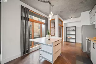 411 NW Flanders St, Portland, OR 97209 - Photo 4