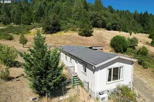 100 Opossum Ln, Myrtle Creek, OR 97457 - Photo 6