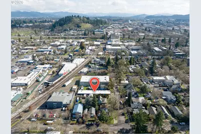 941 W 3rd Ave, Eugene, OR 97402 - Photo 2