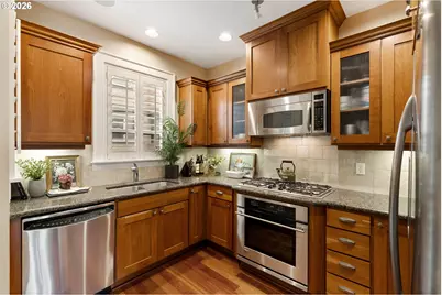662 SW Trillium Creek Ter, Portland, OR 97225 - Photo 14