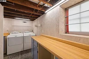 3627 S Corbett Ave, Portland, OR 97239 - Photo 42