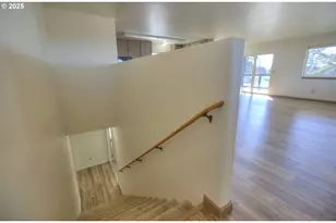 405 Arnold Ln, Brookings, OR 97415 - Photo 20