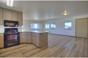 405 Arnold Ln, Brookings, OR 97415 - Photo 10