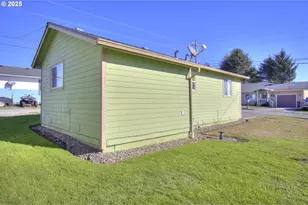 405 Arnold Ln, Brookings, OR 97415 - Photo 46