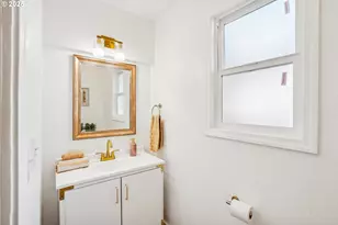 2641 SE 168th Ave, Portland, OR 97236 - Photo 6