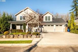 2015 NW 44th Ave, Camas, WA 98607 - Photo 2