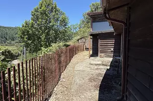 146 1st St, Myrtle Point, OR 97458 - Photo 8