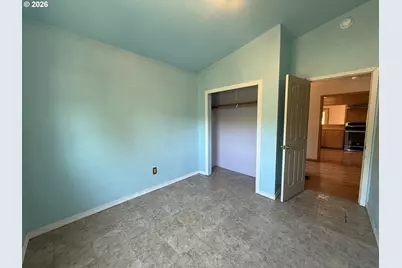 146 1st St, Myrtle Point, OR 97458 - Photo 24