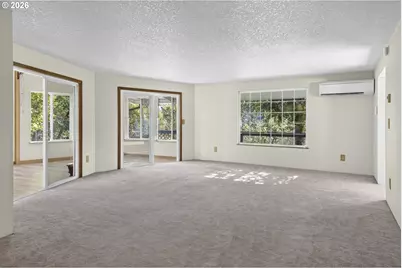 302 Arcadia Dr, Roseburg, OR 97471 - Photo 10