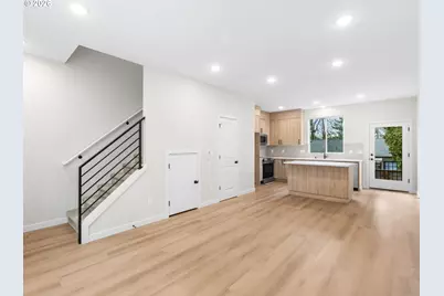 8628 SW 21st Ave #2, Portland, OR 97213 - Photo 4