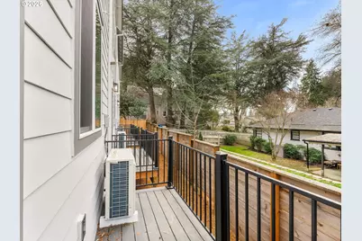 8628 SW 21st Ave #2, Portland, OR 97213 - Photo 12