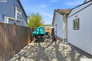 744 E Heritage Loop, La Center, WA 98629 - Photo 32