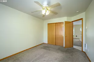 1411 NE Logan St, McMinnville, OR 97128 - Photo 16