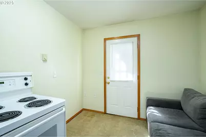 1411 NE Logan St, McMinnville, OR 97128 - Photo 30