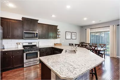 915 N Gibert Ct, Ridgefield, WA 98642 - Photo 6