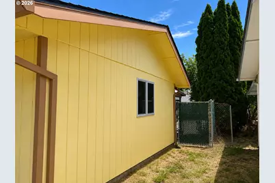 435 S 9th St, Saint Helens, OR 97051 - Photo 6