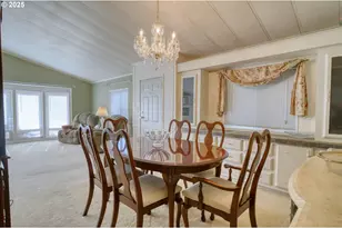 51587 SE Oak Grove Dr, Scappoose, OR 97056 - Photo 6