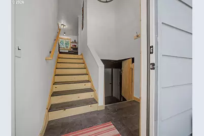 36036 SE Gunderson Rd, Sandy, OR 97055 - Photo 2