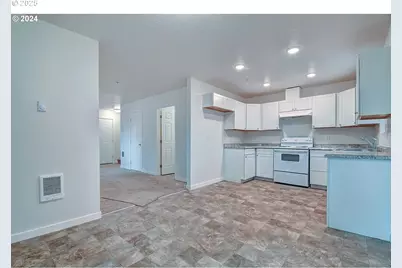 263 20th Ave, Longview, WA 98632 - Photo 4