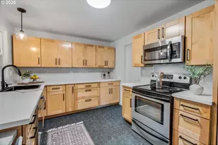 11755 SW Baker St, Beaverton, OR 97008 - Photo 12