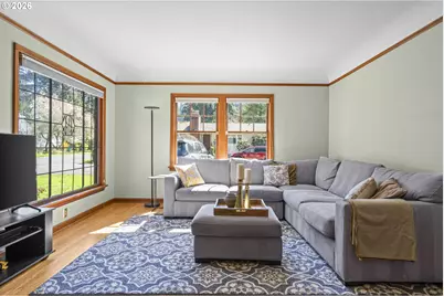 4315 NE 96th Ave, Portland, OR 97220 - Photo 6