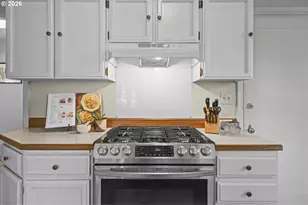 4315 NE 96th Ave, Portland, OR 97220 - Photo 14