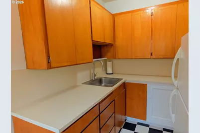 1526 NE 24th Ave #205, Portland, OR 97232 - Photo 8