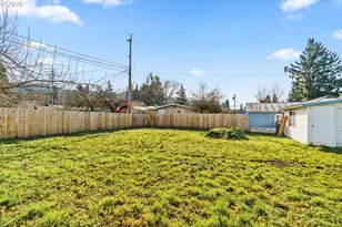 910 S 10th St, Cottage Grove, OR 97424 - Photo 18