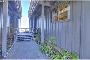 29134 Ellensburg Ave, Gold Beach, OR 97444 - Photo 2