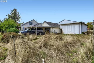 17505 NE Terrys Ln, Newberg, OR 97132 - Photo 16