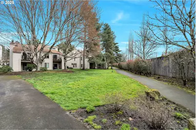 11746 SW Boones Bend Dr, Beaverton, OR 97008 - Photo 32