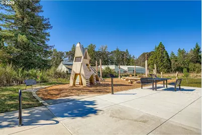 900 Bear Creek Dr, Molalla, OR 97038 - Photo 44