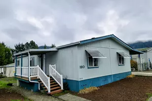 180 Twin Oaks Loop, Winston, OR 97496 - Photo 1