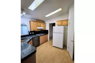 180 Twin Oaks Loop, Winston, OR 97496 - Photo 6