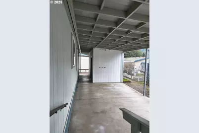 180 Twin Oaks Loop, Winston, OR 97496 - Photo 8