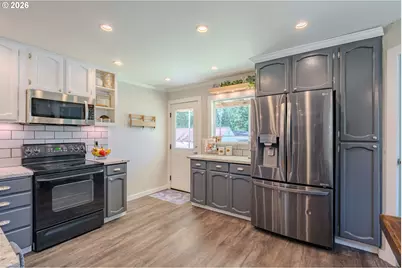 3266 G St, Washougal, WA 98671 - Photo 8